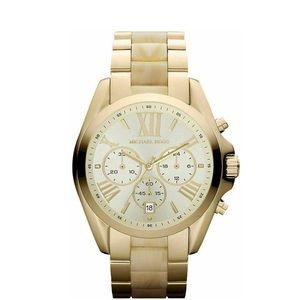 Like New Michael Kors gold tone watch. Box included. Only worn twice.